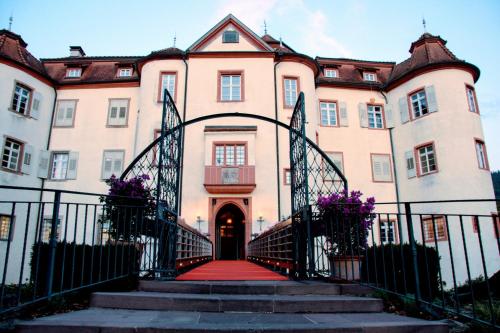 Schloss Neuweier - image 6
