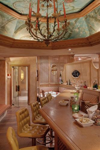 Hotel Excelsior Munich - image 2