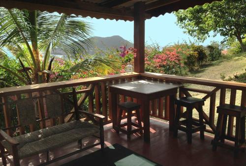 Large Cottage Rodney Bay 2 bedrooms 2 bathrooms