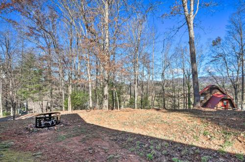 Blairsville Home with Deck and Stunning Mountain Views