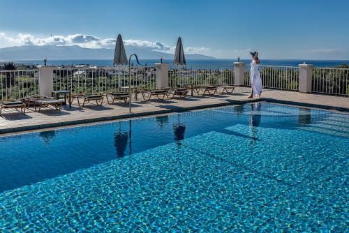 Cretan Blu Platanias