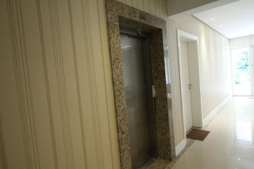 550 metros, Rua Coberta - Centro/Altos da Bela Vista in กรามาโด้