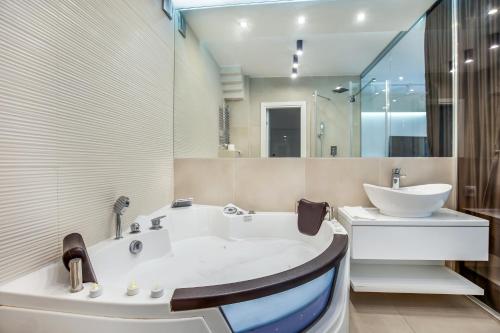Standard Apartment image 3