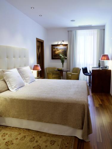 2 twin beds