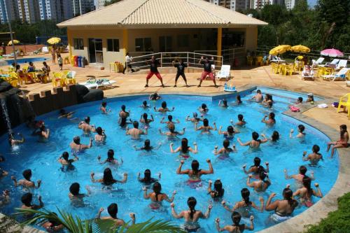 Swimming pool, Golden Dolphin Grand Hotel via Giro ImobTech in Caldas Novas