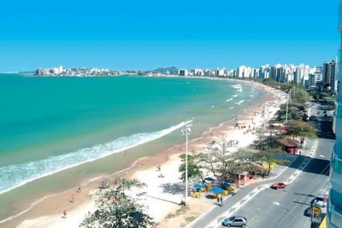 Apartamento em Guarapari a 100 metros do mar na Praia do Morro com WIFI GRATIS