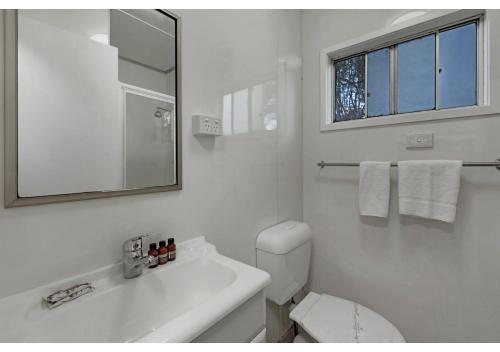 Economy 1 Bedroom Cabin image 7