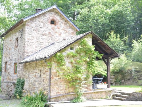 Cottage in the heart of the Ardennes woods - Location saisonnière - Harre