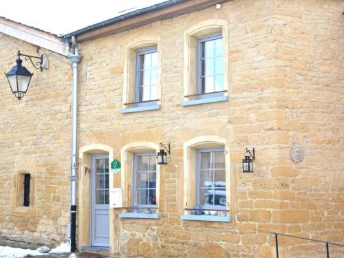  Cozy Holiday Home in Rouvroy with Parking, Pension in Torgny bei Musson