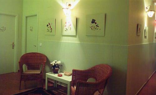 Hostal Fornos - image 6