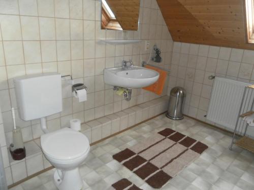 Cosy flat on a family friendly holiday farm in northern Hesse, Trendelburg (foto 8)