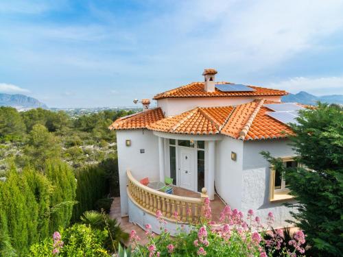  Detached villa with private swimming pool in Pedreguer, Pension in Pedreguer