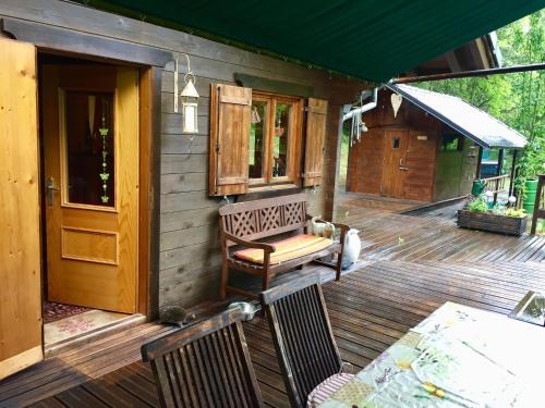 Cosy chalet with private sauna in Bousseviller