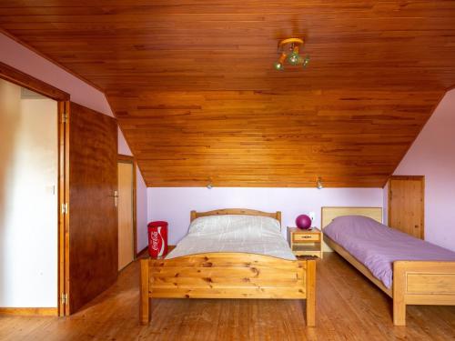 Modern Holiday Home in Plouhinec France with Sea Nearby - image 8