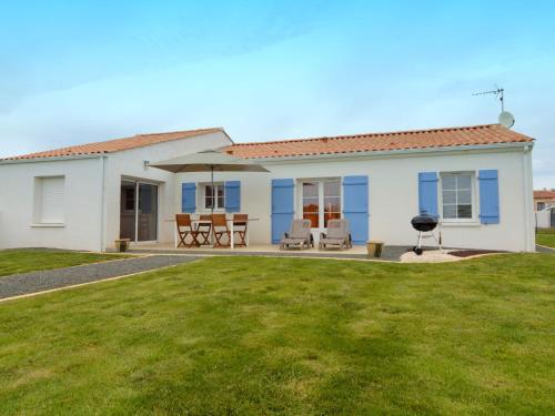 Modern holiday home with a garden near the beach - Location saisonnière - Saint-Hilaire-la-Forêt