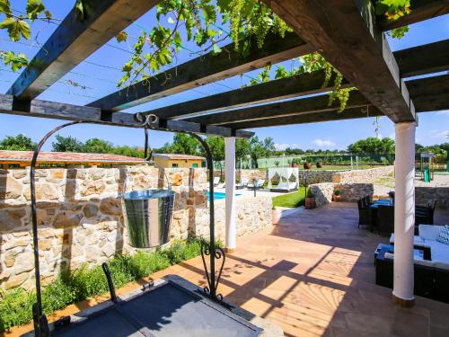  Child-friendly Villa in Gorica with Jacuzzi and Sauna in Gorica