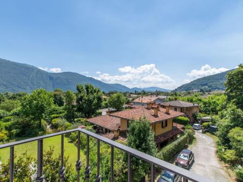  Appartment with private beach on quiet location in Cannobio