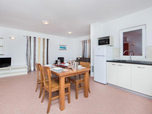  Jana B4 -2, Unterkunft in Vabriga