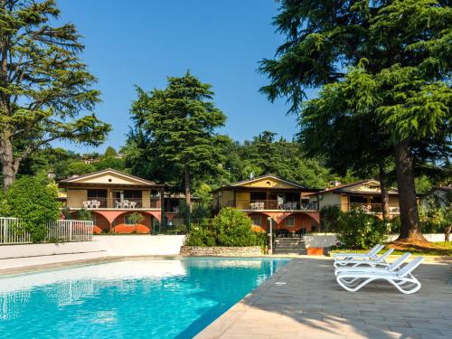  Serene Apartment in Manerba del Garda with Pool, Pension in Montinelle