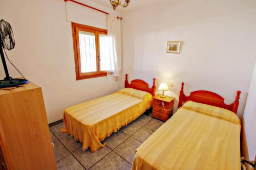 Emilia - holiday home with ocean view and private pool in Benissa - image 12