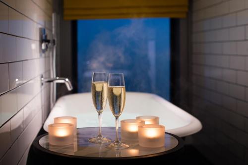 Hotel Du Vin Stratford Room Type - Signature Suite Hotel Du Vin Stratford Room Type - Signature Suite