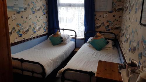 Valdene Hotel Room Type - Second Floor Twin Room 