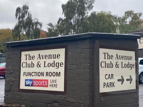 The Avenue Club and Lodge