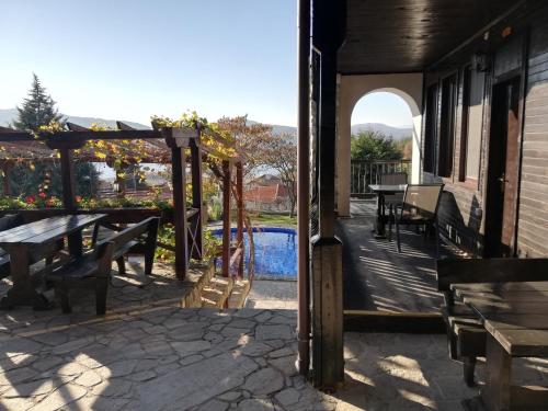 Iekārtas, Trifon Zarezan Family Hotel in Glavatartsi
