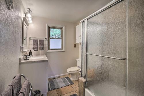 Mountain Getaway with Private Hot Tub and Views! - image 4
