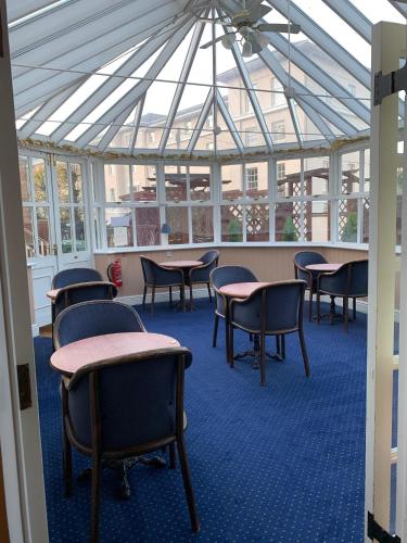 Yelf's Hotel - image 3