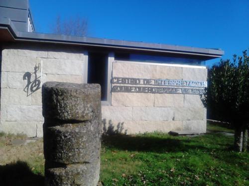 Casa MiraXurés con vistas a la Sierra del Xurés