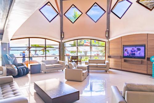 共用Lounge/電視區, 夏利馬爾培亞西方最佳酒店 (Best Western Shalimar Praia Hotel) in 安全港