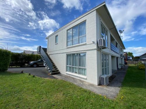 Ulster Apartments - Hamilton