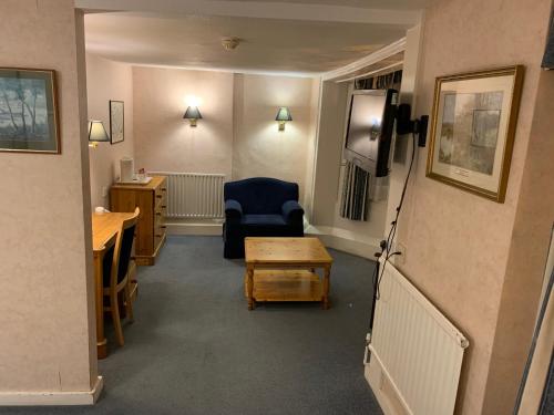 Yelf's Hotel - image 13