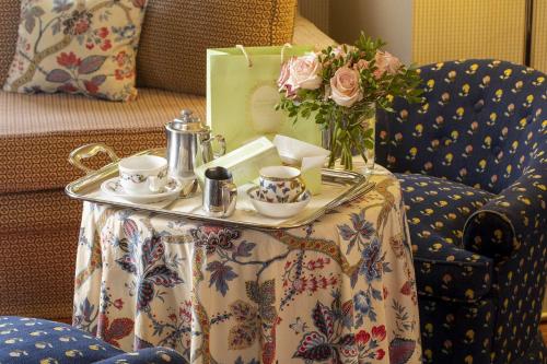 Hotel Chambiges Elysees
