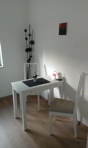 Lighthaus Apartment - image 5