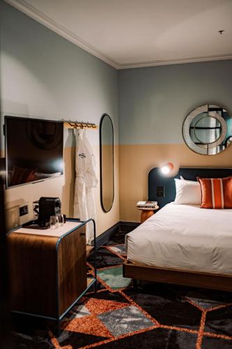 Stay at Hotel Steyne