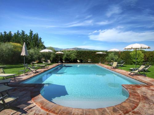  Luxurious Farmhouse in Cortona with Pool in Cortona
