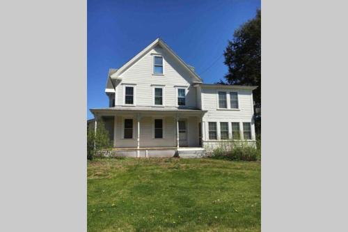 Winnisquam Lake House in Tilton, USA