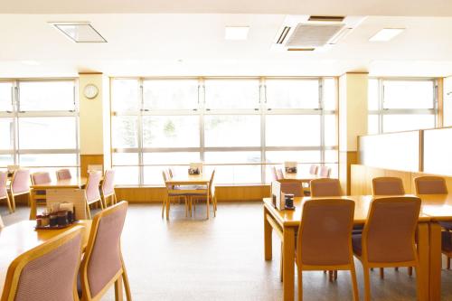 なよろ温泉サンピラー