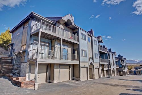Lake Forest 304F Condo in Frisco, USA