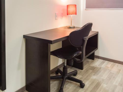 Smart Hotel Monterrey – Monterrey, MO