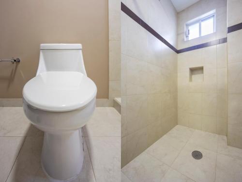 Smart Hotel Monterrey – Monterrey, MO
