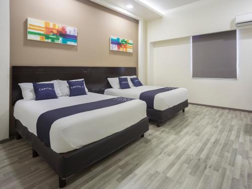 Smart Hotel Monterrey – Monterrey, MO