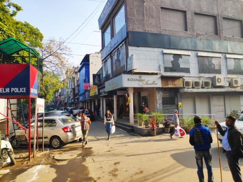 Raas Fully Furnished 2BHK Independent Apartment 2 in Greater Kailash - 1