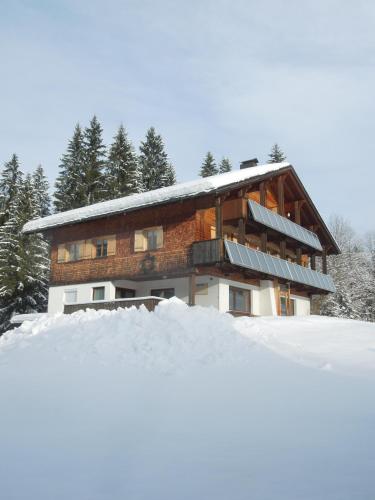 Bejárat, Kleine Ferienwohnung am Rande der Wildnis in Sibratsgfall
