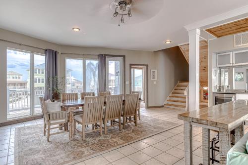 Freedom I - Gulf-Front with Private Boardwalk home - image 4