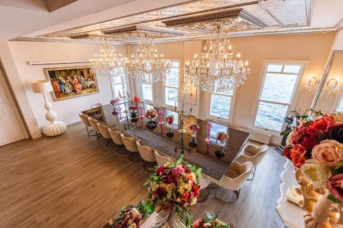 Luxurious Waterfront Mansion with Amazing Bosphorus View