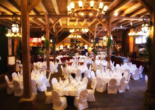 Banquet hall, Hotel Restaurant Zur Post Lohfelden in Lohfelden