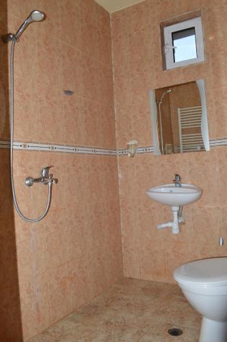 Dionis Hotel - image 12